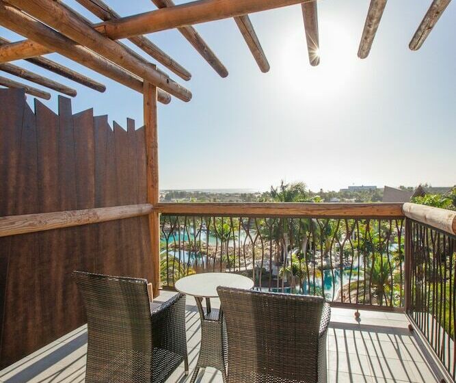 Люкс Сеньор, Lopesan Baobab Resort