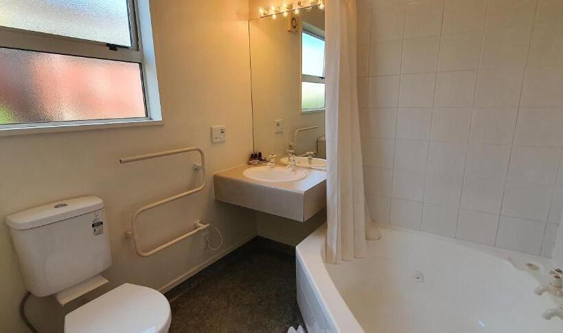 Apartamento 2 Dormitórios, Rosewood Court Motel