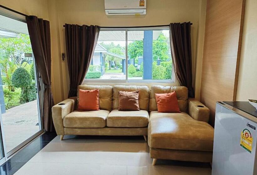 اتاق لوکس خانوادگی, Ioon Resort ไออุ่นรีสอร์ท