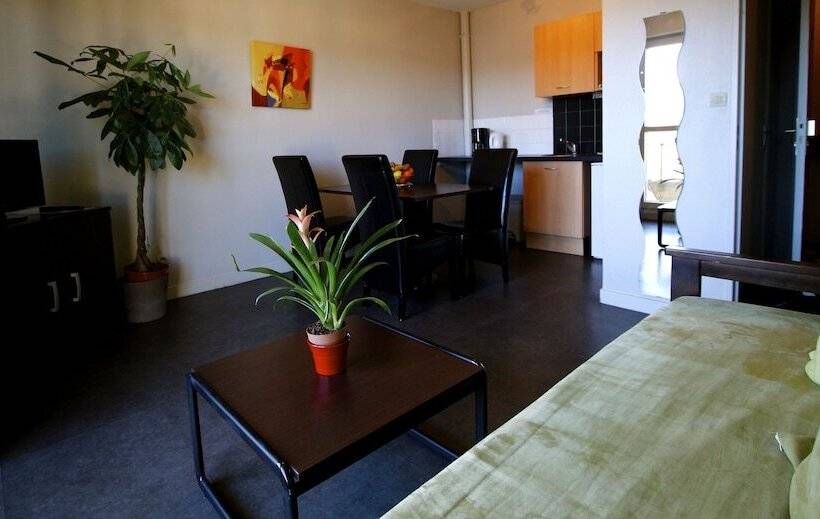 Апартаменты 1 Спальня, Appart Hotel Les Palatines
