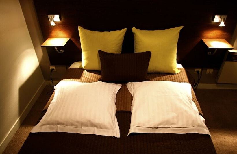 Escritório Estándar, Appart Hotel Les Palatines