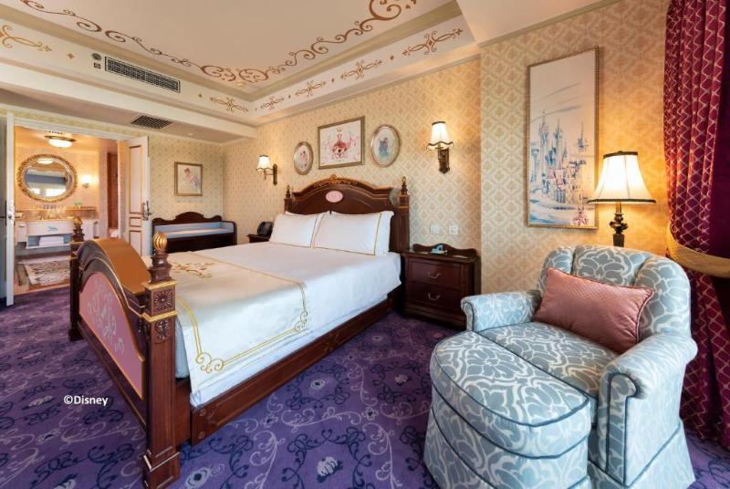 سوئیت کلاب, Hong Kong Disneyland
