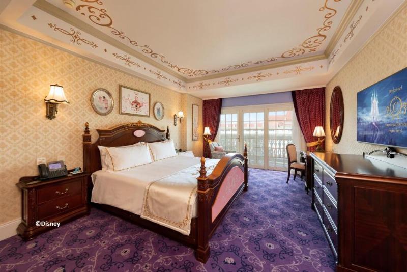 سوئیت کلاب, Hong Kong Disneyland
