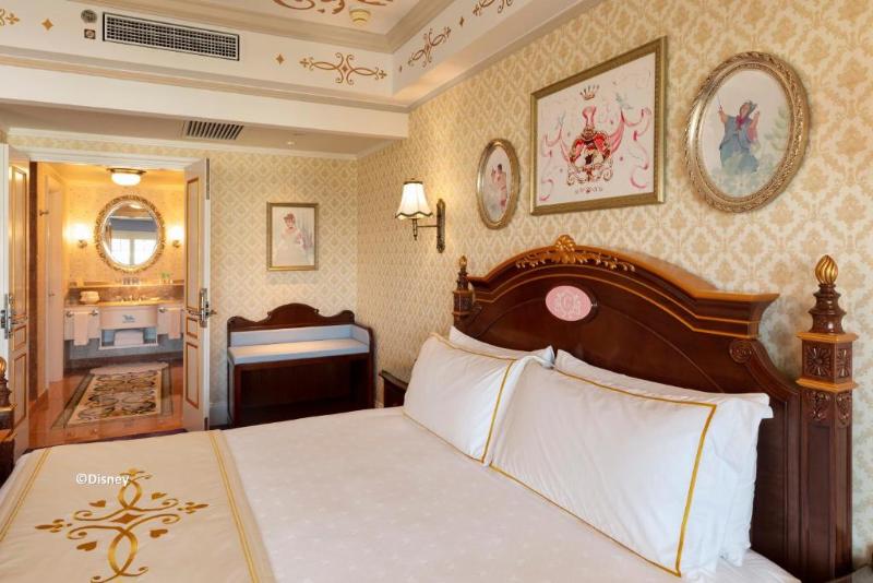 سوئیت کلاب, Hong Kong Disneyland