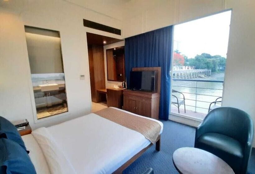 标准间, Polo Floatel Kolkata