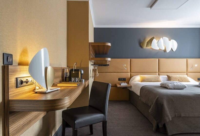Полулюкс, Residence Europe & Spa