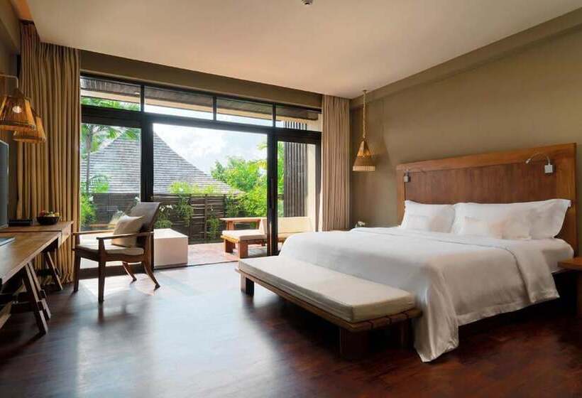디럭스 자쿠지룸, Silavadee Pool Spa Resort   Sha Extra Plus