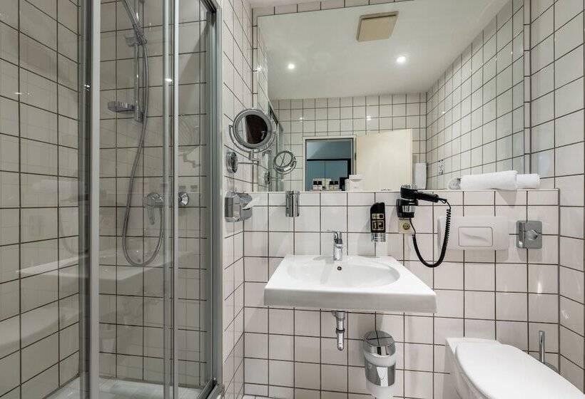 Номер Стандарт Трехместный, Trip Inn Hotel Messe Westend