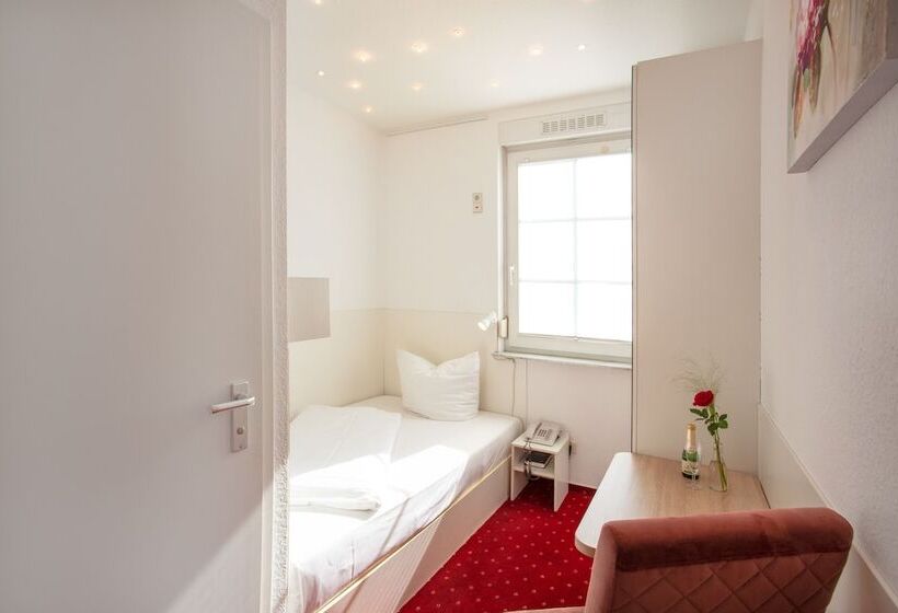 经济房, Relax Hotel & Spa Stuttgart