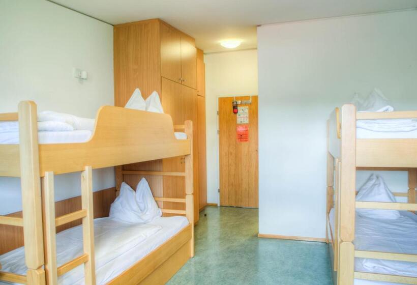 اتاق استاندارد چهار تخته, Kolpinghaus Salzburg   Sommerhostel