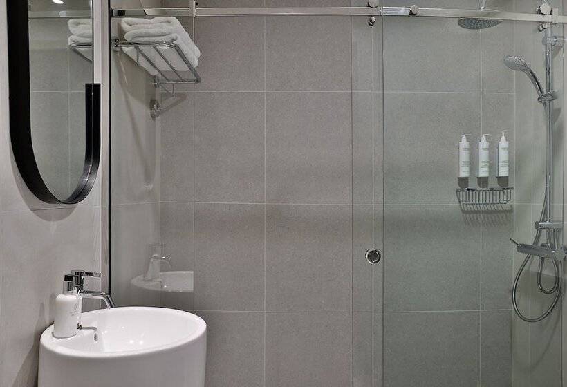 Люкс Premium 2 Спальни, Residence Inn By Marriott Sheikh Zayed Road, Dubai