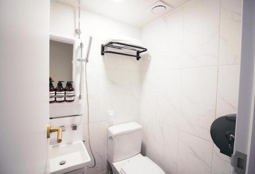 اتاق استاندارد, Artravel Home