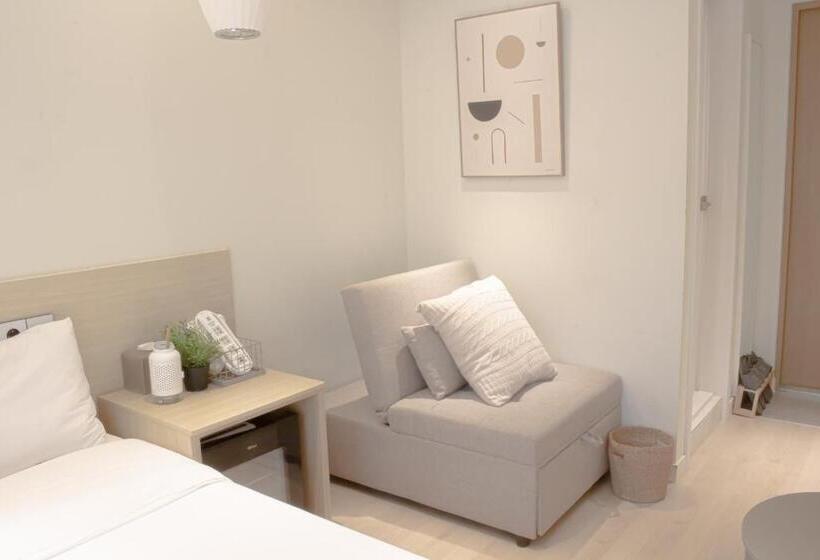 اتاق استاندارد, Artravel Home