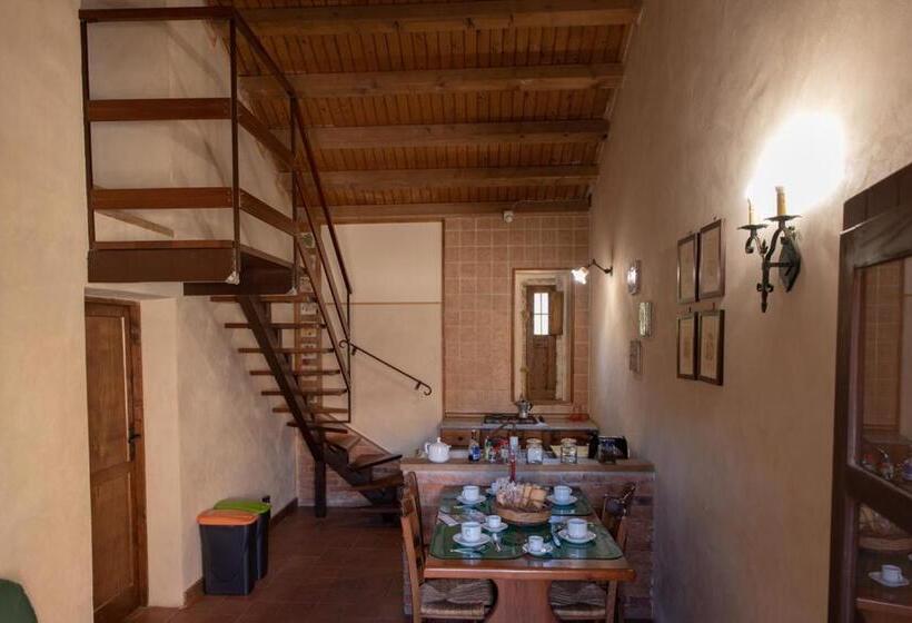 آپارتمان 2 خوابه, Villa Levante