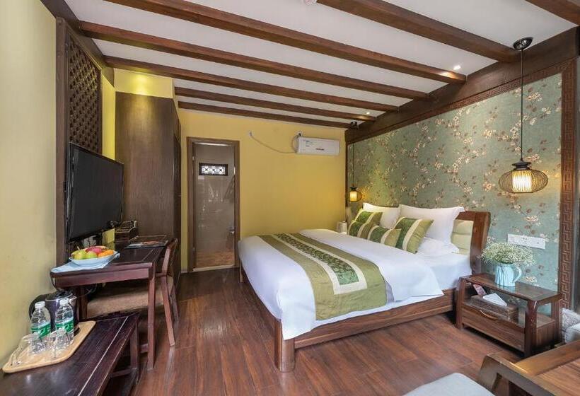 Номер Deluxe, Lijiang Gui Yuan Tian Ju Guesthouse