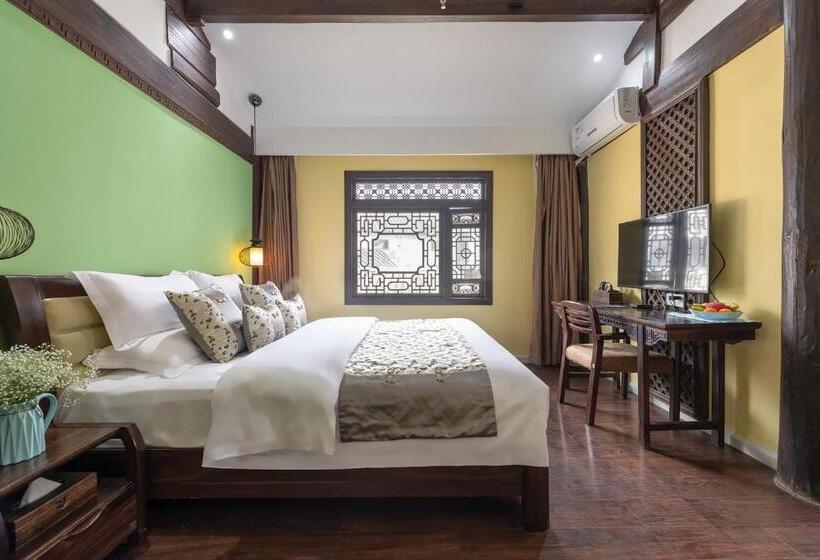 Полулюкс, Lijiang Gui Yuan Tian Ju Guesthouse