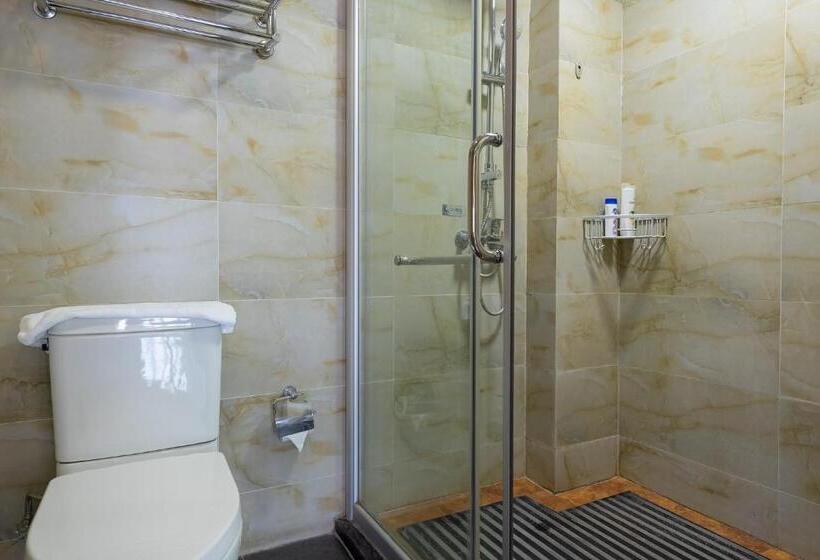 Люкс Deluxe Кровать Кинг, Lijiang Gui Yuan Tian Ju Guesthouse