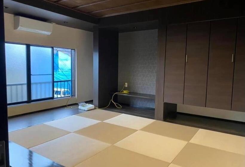 Четырехместный Номер Стандарт, 憩ikoi Guest House & Cafe Bar