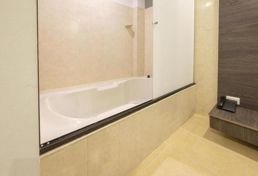 Номер Deluxe, Mandala Hotel Botero