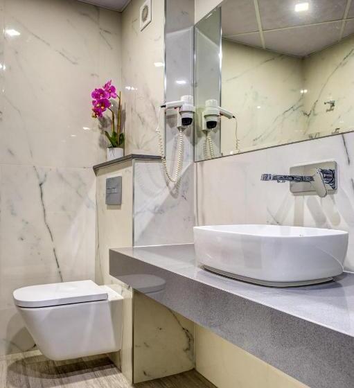 سوییت جونیور با بالکن, Spa Hotel Kiparis