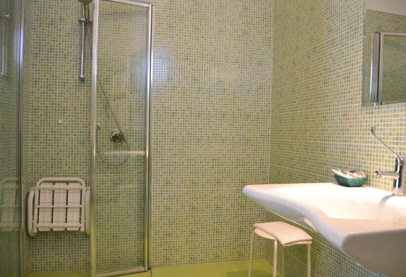 Quarto Estandar, Morena
