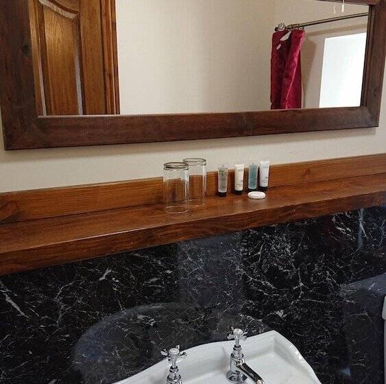 Номер Deluxe, Great Trethew Manor Hotel & Self Catering Lodges