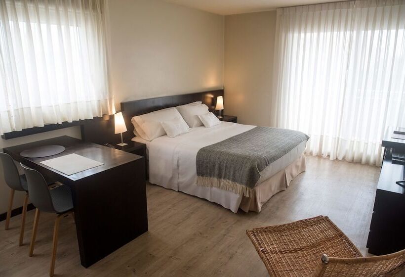 Номер Superior Вид на Город, 27 Suites