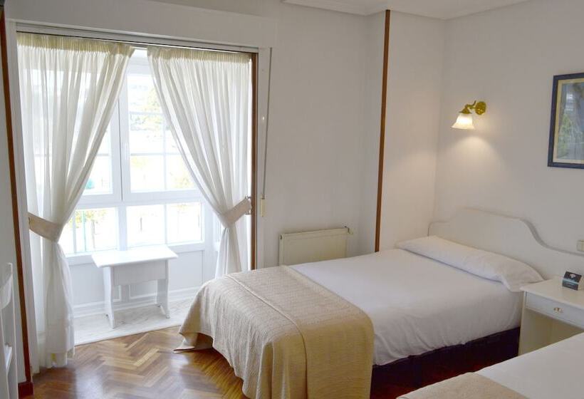 Habitación Premium Vista al Mar., Alda Santa Cristina