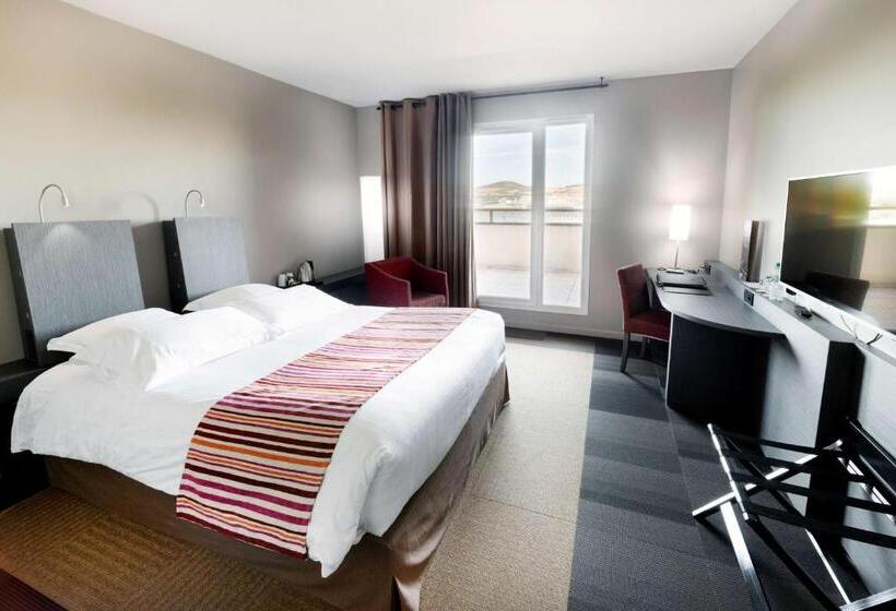 Номер Стандарт с Балконом, Best Western Plus Hôtel Gergovie