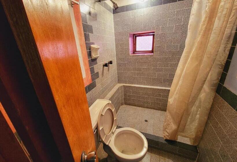 اتاق استاندارد سه نفره, La Casa De Campo