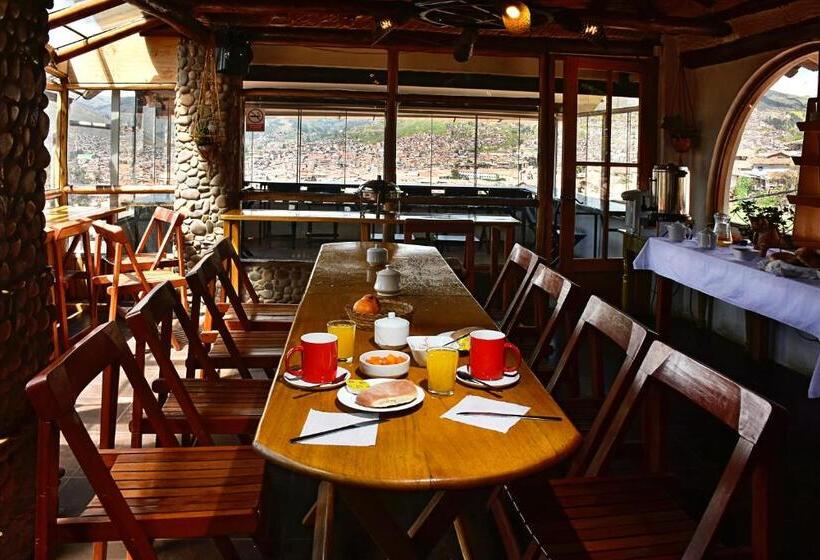 مجموعه ویستا شهر, La Casa De Campo