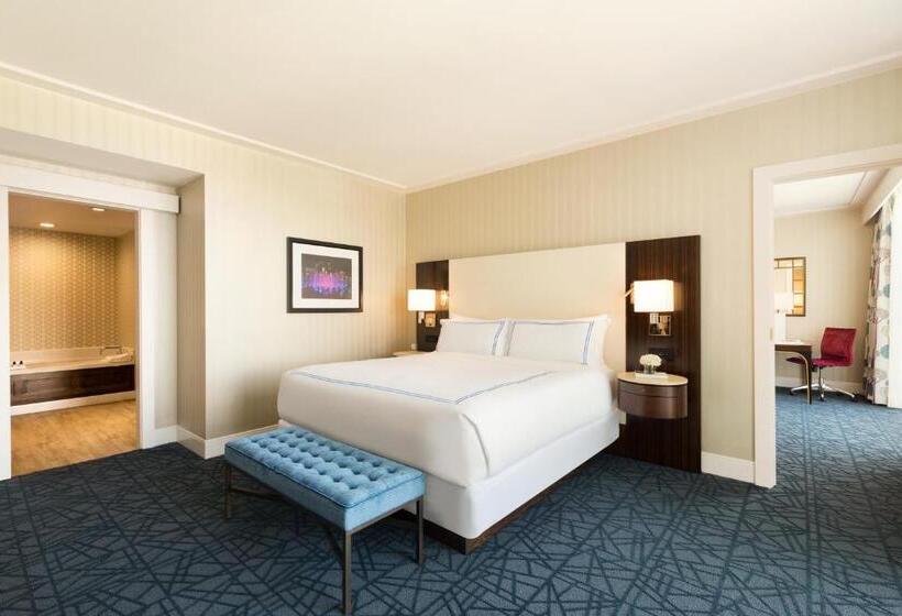 스위트, Fairmont Austin Gold Experience