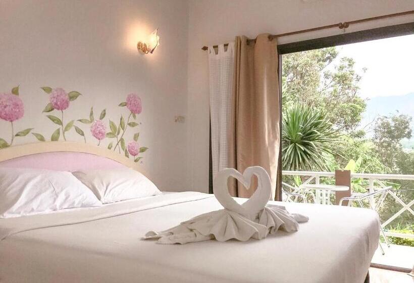 Номер Стандарт Вид на Горы, Phurua Bussaba Resort & Spa