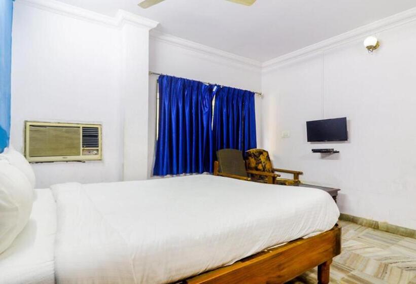 Трехместный Номер Классика, Viceroy Inn