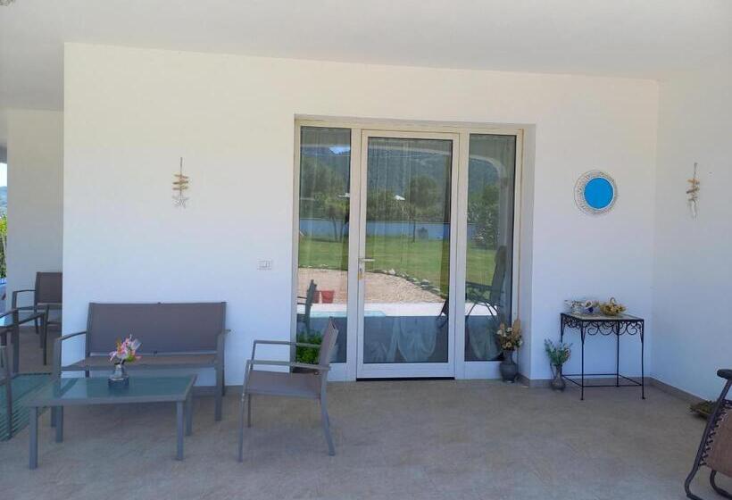 اتاق خانوادگی, Agriturismo B&b Mares E Montes De Marrante