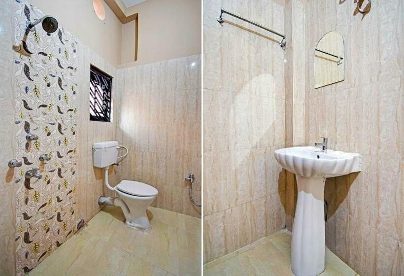 Трехместный Номер Классика, Oyo 80299 The Bougain Villa