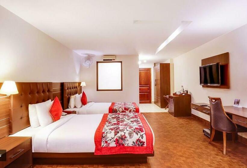 سوییت خانوادگی, Sobralia Casino Resort & Spa