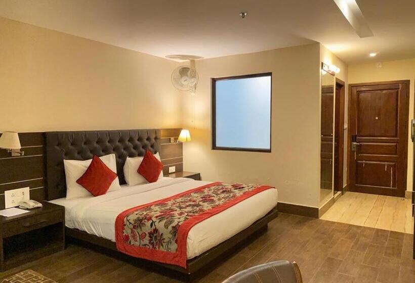 اتاق استاندارد با تخت بزرگ, Sobralia Casino Resort & Spa