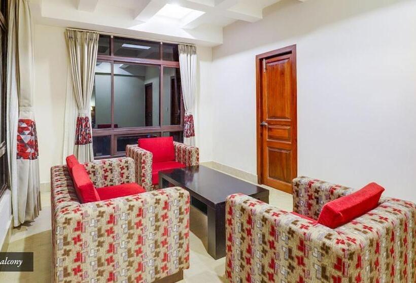 سوییت لوکس, Sobralia Casino Resort & Spa