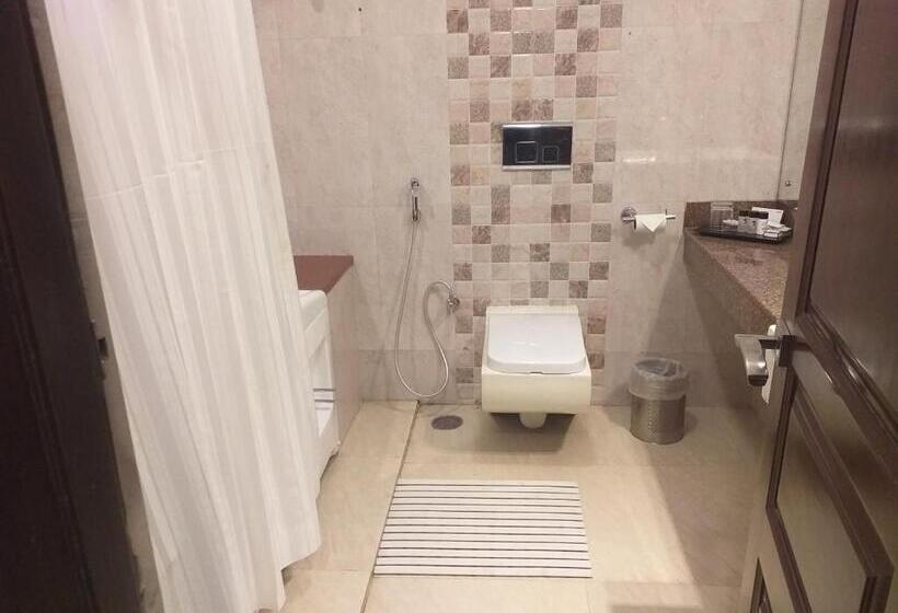 سوییت لوکس, Sobralia Casino Resort & Spa