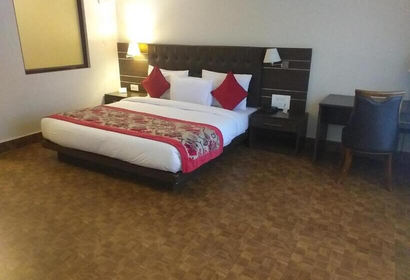 سوییت لوکس, Sobralia Casino Resort & Spa