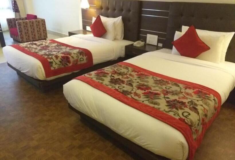 سوییت خانوادگی, Sobralia Casino Resort & Spa