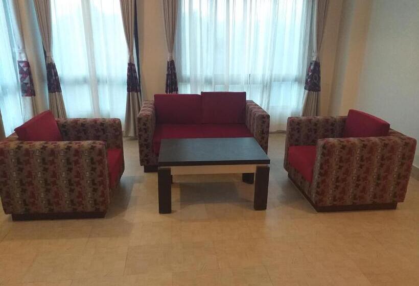 سوییت خانوادگی, Sobralia Casino Resort & Spa