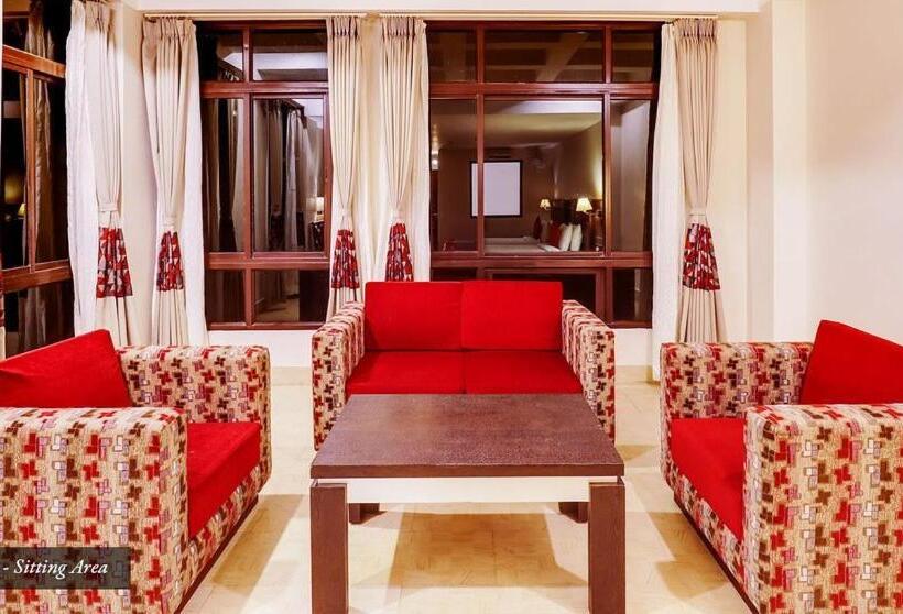 سوییت خانوادگی, Sobralia Casino Resort & Spa