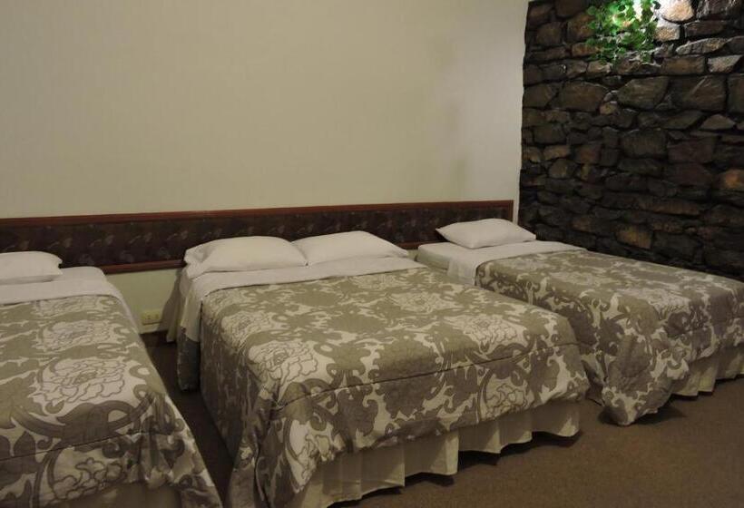 اتاق خانوادگی, La Villa Mollendo