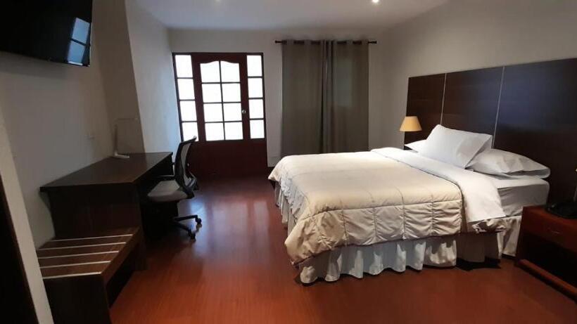 سوییت جونیور, La Villa Mollendo