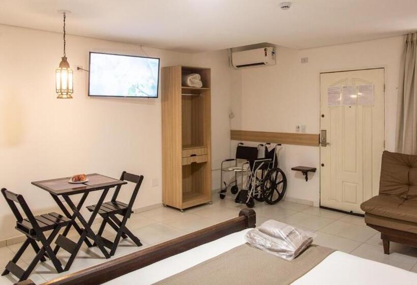 استودیوی استاندارد, Chalet Monet  Granja Vianna