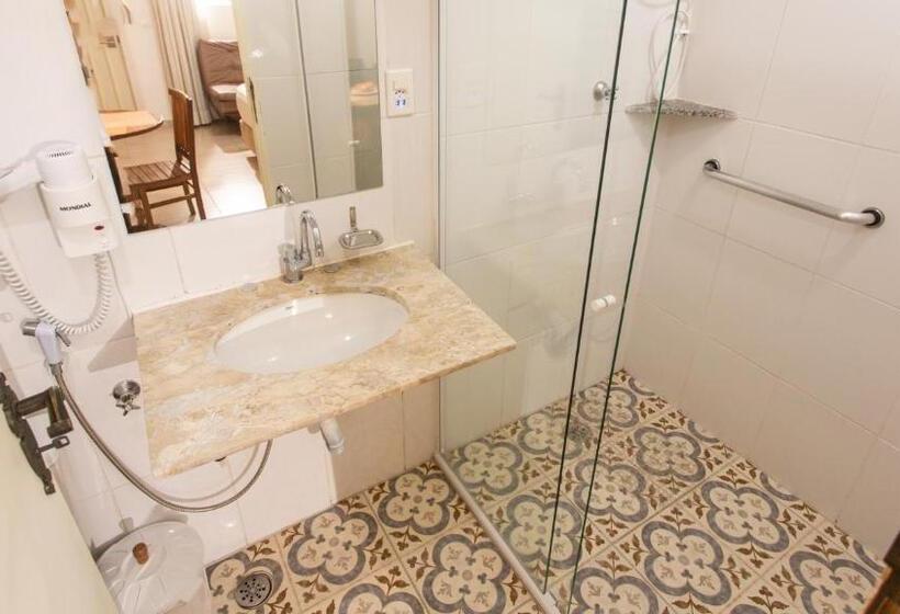 استودیوی استاندارد, Chalet Monet  Granja Vianna