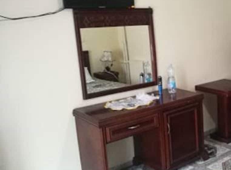 اتاق استاندارد یک نفره, Grand Hotel Adghir