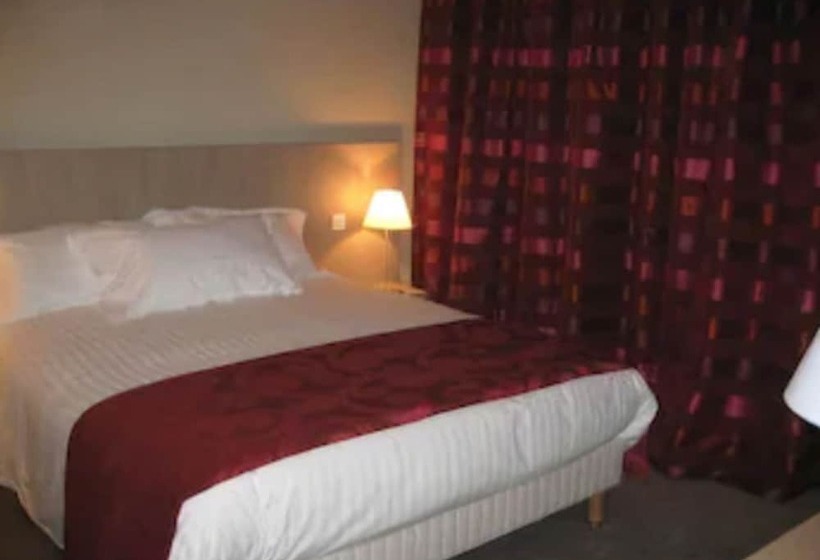 Полулюкс, Relais De La Malmaison Paris Rueil Hôtel Spa
